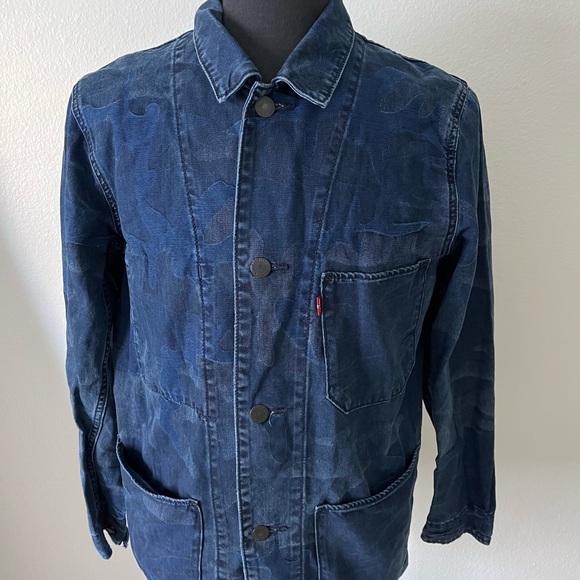 Levi’s Mens Camouflage Jean Jacket size Medium